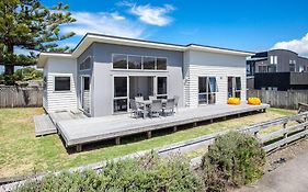 Beach Retreat - Ohope Holiday Home