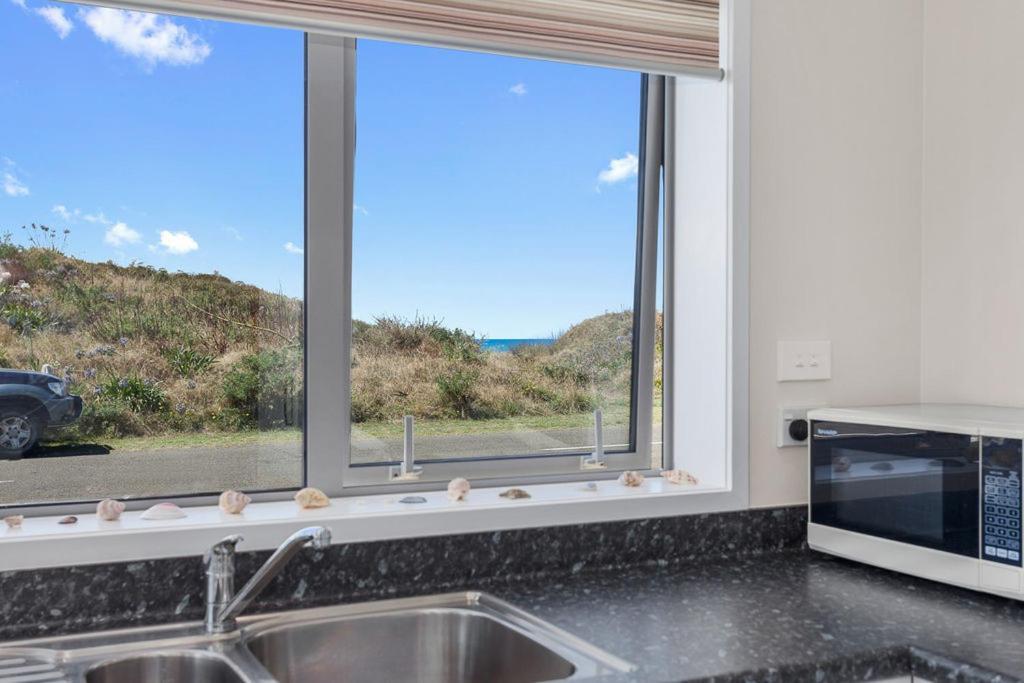 Beach Retreat - Ohope Holiday Home Exterior photo