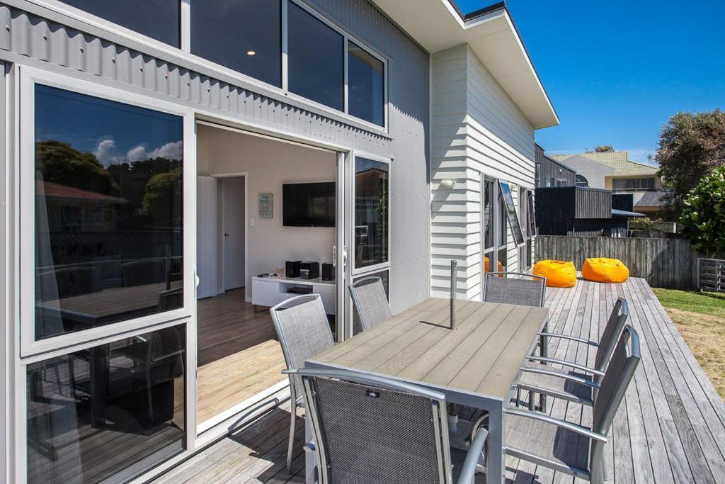 Beach Retreat - Ohope Holiday Home Exterior photo