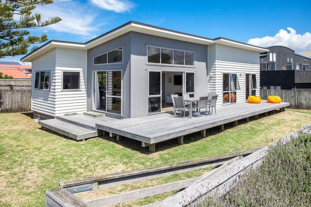 Beach Retreat - Ohope Holiday Home Exterior photo